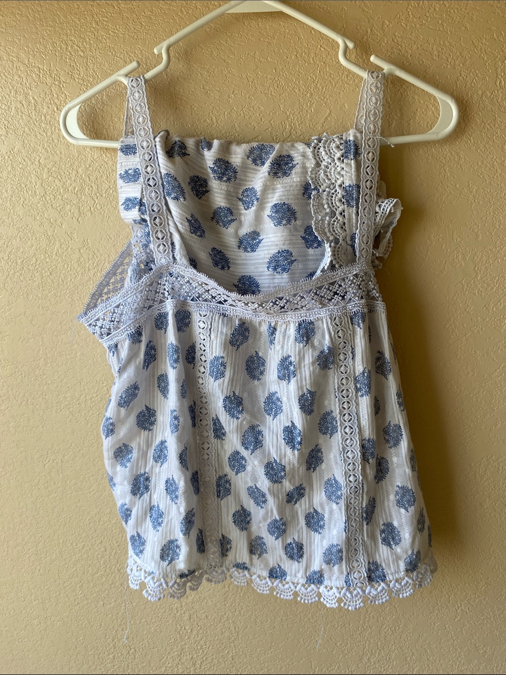 Rachel Zoe White Cotton Camisole and Shortwith Blue Floral Motif and Lace Detail